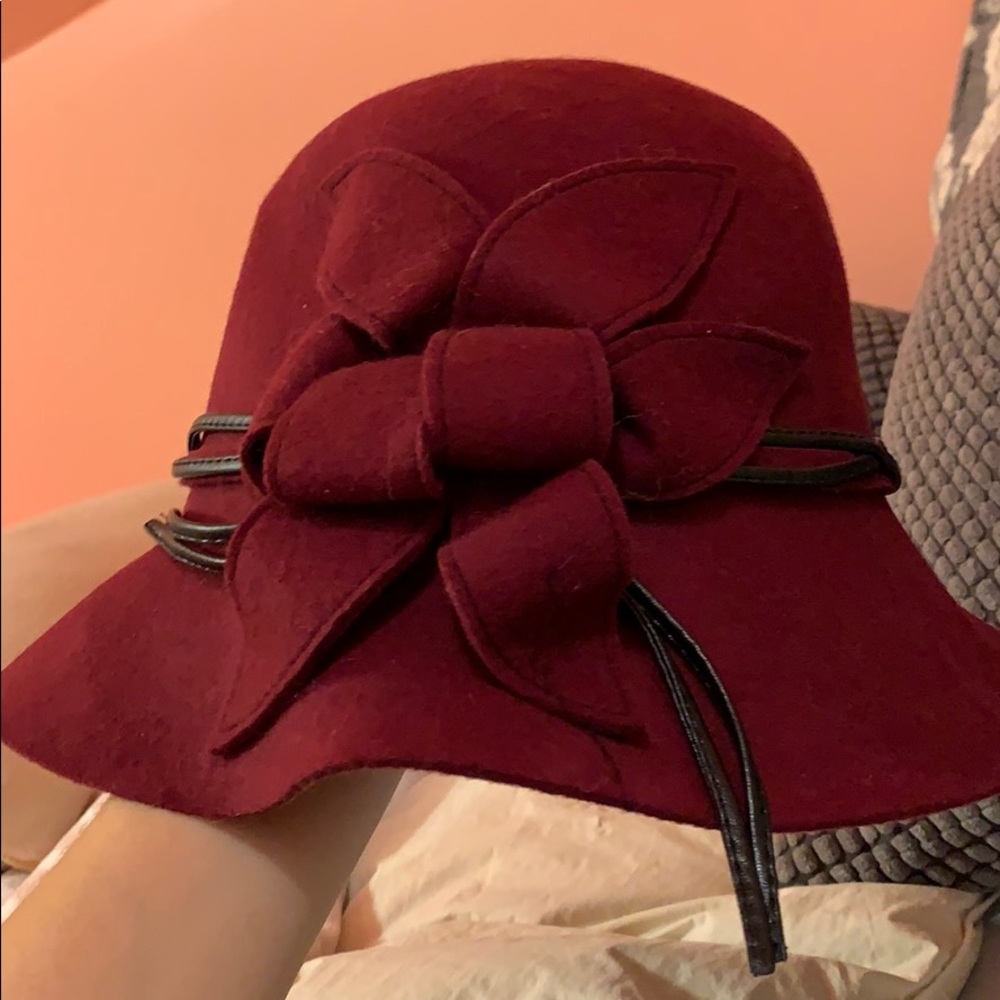 Floppy hat